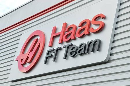 ハースF1、2人目のドライバーをほのめかす