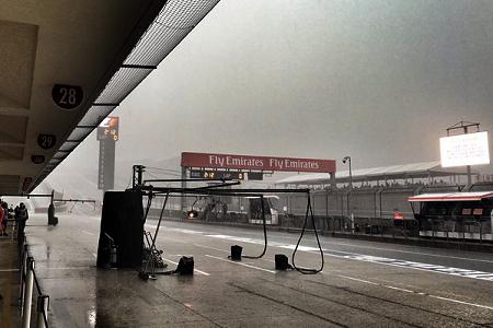 【P2速報】雷雲で真っ暗…フリー走行2回目は中止に／F1アメリカGP