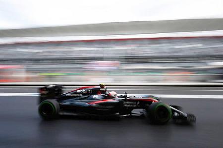 【マクラーレン・ホンダ】「ドライバーたちは最後列からベストを尽くすはず」／F1メキシコGP2日目