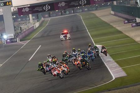 F1はMotoGPを手本にすべき