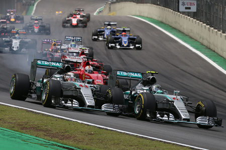 コース上でのチームメートバトル激化は歓迎とトト・ヴォルフ