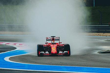 メルセデスAMGの申し出を「丁重に断った」ピレリ