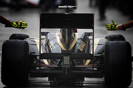 現在のF1ではワークス参戦以外に成功の道はないとルノー