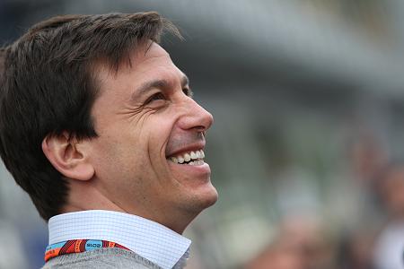 トト・ヴォルフ、バーニー・エクレストンは友であり敵でもある