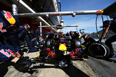 レッドブルのF1開幕戦オーストラリアGPプレビュー「去年よりいい準備ができている」