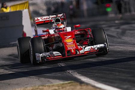 キミ・ライコネン「今あれこれ考えても意味がない」