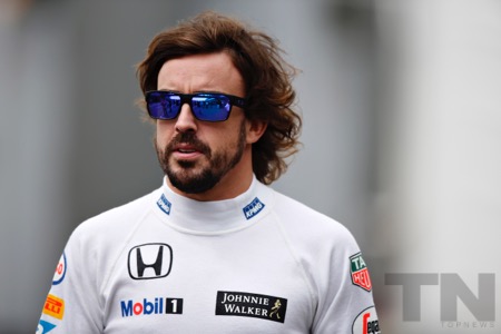 【マクラーレン・ホンダ】アロンソ「あばら骨の骨折と肺に損傷」で苦しんだ