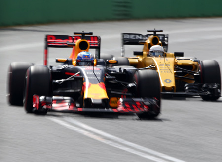 レッドブル「新しい予選方式で失敗」／F1オーストラリアGP2日目