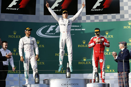 「完ぺきな戦略」で逆転1・2のメルセデスAMG／F1オーストラリアGP決勝