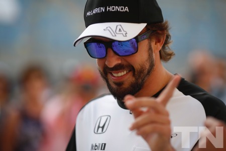 アロンソ、新シャシーとPUでバーレーンGPへ「ドバイ在住で異なる気候は慣れてる」
