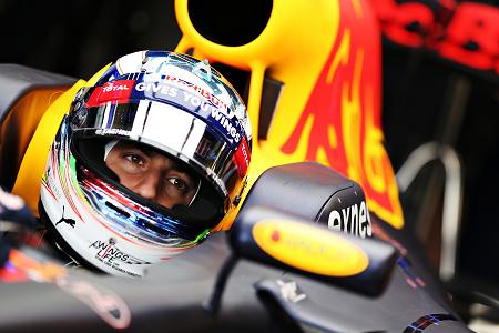 レッドブル「リカルド、5番手でワクワクしている」クビアト失速／バーレーンGP2日目