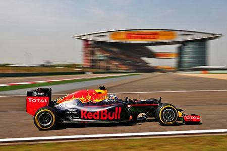 レッドブル「予選トップ5も可能」／中国GP1日目