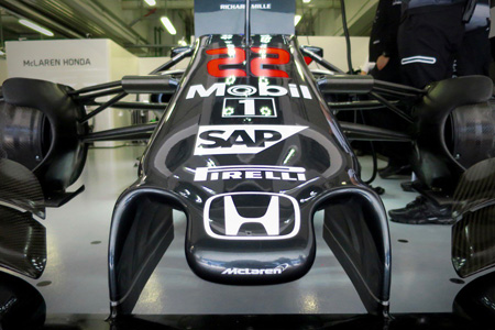 【マクラーレン・ホンダ】「2台ともQ3進出を狙う」エリック・ブーリエ／F1ロシアGP1日目