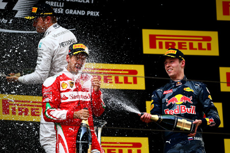 ベッテル「魚雷だ！」vs クビアト「いいじゃん」の“熱い”議論を画像で見る、全録