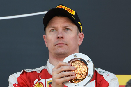 チームオーナーのキミ・ライコネンについて所属ライダーが語る