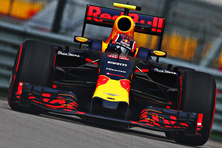 レッドブル「チームが苦手とするコースで好位置をキープ」／F1ロシアGP2日目
