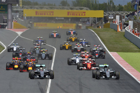 メルセデスAMG「2週間の苦労が水の泡に」／F1スペインGP決勝