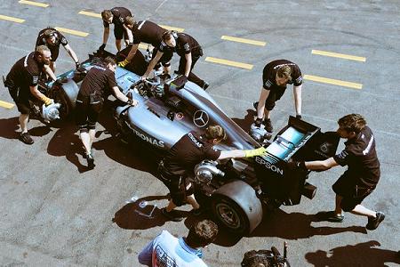 メルセデスAMG「予選はかなりの接近戦になるはず」／F1モナコGP1日目