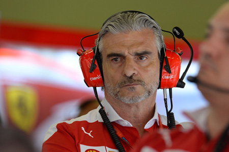フェラーリ代表、更迭のうわさをジョークで一蹴
