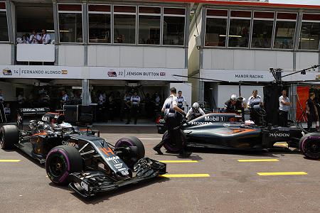 【マクラーレン・ホンダ】ホンダの新スペックPUは「革命的」なものにあらず　ルノーは大幅改善