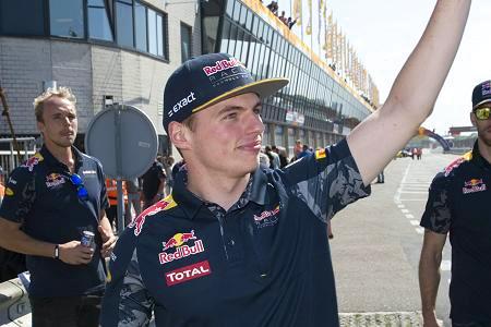 フェルスタッペン、母国でのイベントにファン10万人