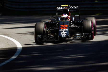 【マクラーレン・ホンダ】ジェンソン・バトン「マシンの感触は良いし、運転も楽しい」／F1カナダGP1日目