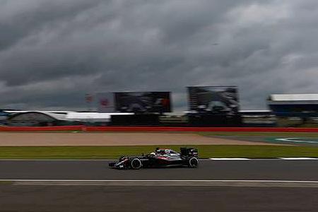 【マクラーレン・ホンダ】「大きな応援がチームを勢いづけてくれる」／F1イギリスGP1日目