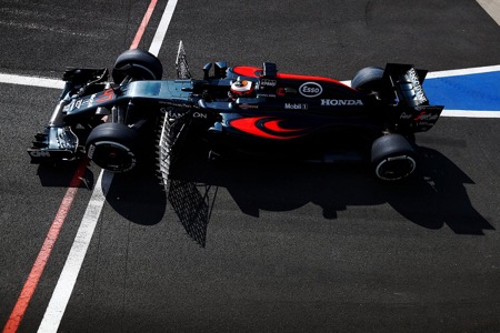 マクラーレン・ホンダ、バンドーン登場／シルバーストーンF1合同テスト最終日午前