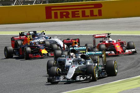 F1ボスがピット無線の商品化を検討との報道