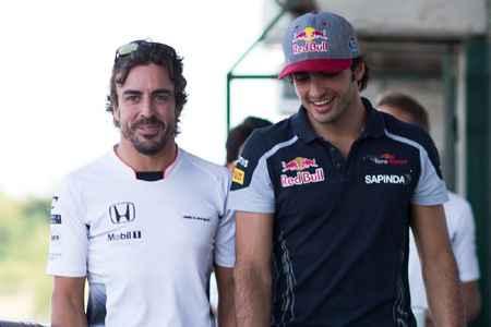 【マクラーレン・ホンダ】アロンソは進歩に満足、「顔を見れば分かる」とサインツ