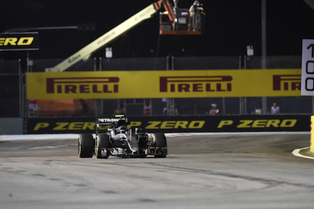 ピレリタイヤ、初日のパフォーマンス比較／F1シンガポールGP初日