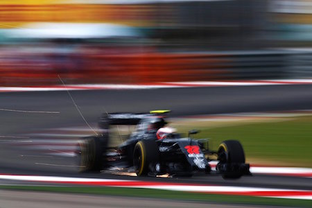 【予選Q2速報】ジェンソン・バトン、最後のラップでQ3へ／F1マレーシアGP