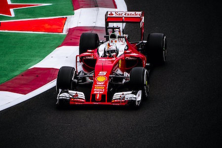 19歳フェルスタッペン、4冠王者ベッテルに「学校へ戻った方がいい」