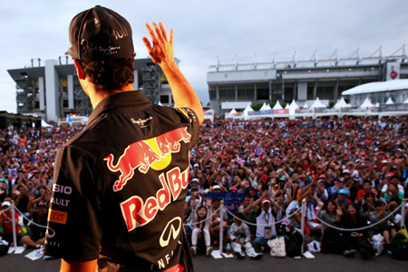 ダニエル・リカルド「日本食も日本人も大好き。すきやばし次郎に行きたい」