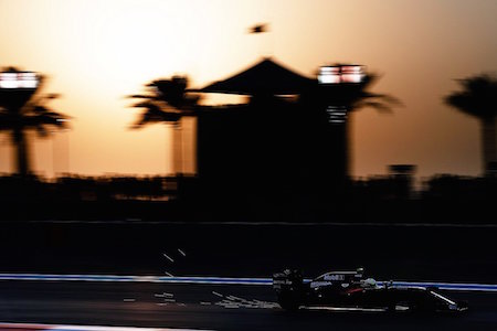 【予選Q2速報】マクラーレン・ホンダは1台がQ3へ／F1最終戦アブダビGP