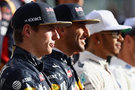 リカルドとフェルスタッペン「来季メルセデスAMGに行くことはない」