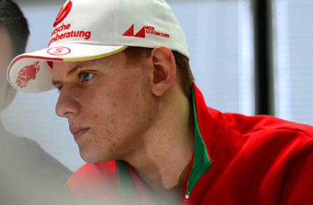 バーニー・エクレストン、F1でミック・シューマッハを見たい