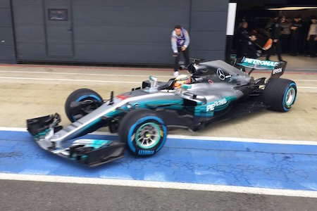 【新車】メルセデスAMG、F1新車発表前にシルバーストーンで走行