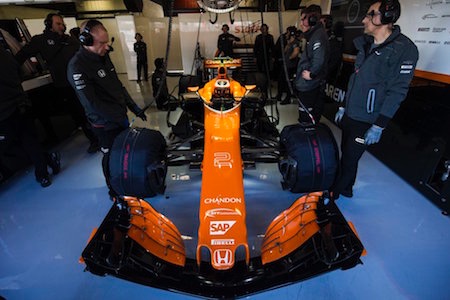 【マクラーレン・ホンダ】テスト2日目もトラブル発生･･･わずか7周でストップ