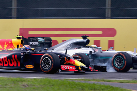 F1が「退屈」なのはドライバーを締め付けるルールのせいだとザナルディ