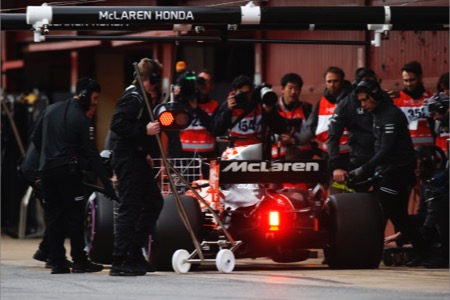 【マクラーレン・ホンダ】電気系の問題を解明できず･･･「F1開幕まで残り2週間で改善目指す」