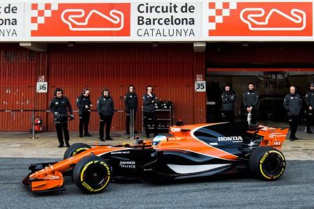 【マクラーレン】メルセデスとのエンジン交渉のうわさを否定せず「ホンダと共に選択肢を検討中」