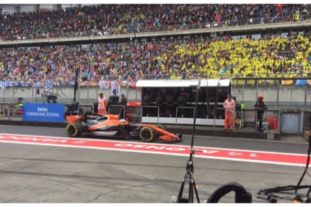 【レース速報】ウェットスタート後にクラッシュの波乱、セーフティカー導入／F1中国GP