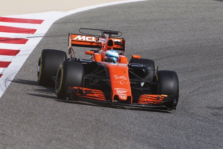 【P1速報】注目のアロンソは8番手スタート、バンドーンにエンジントラブル発生／F1バーレーンGP