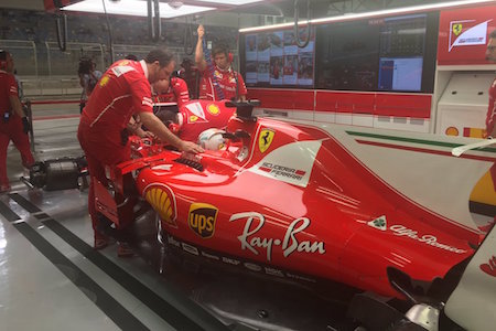 【P2速報】フェラーリにトラブル再び？　ベッテルの電源落ちる