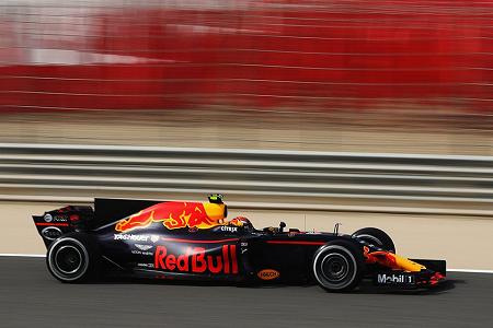 【P3レポート】レッドブルがトップタイム　ホンダ勢はアロンソが12番手／F1バーレーンGP
