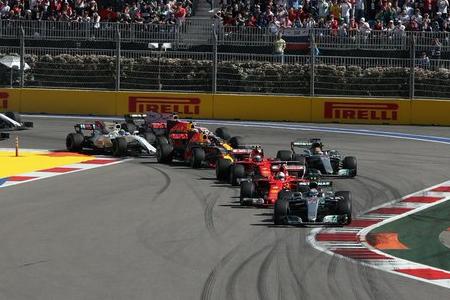 【決勝レポート】ボッタスが逆転で初優勝　アロンソはスタートできず／F1ロシアGP