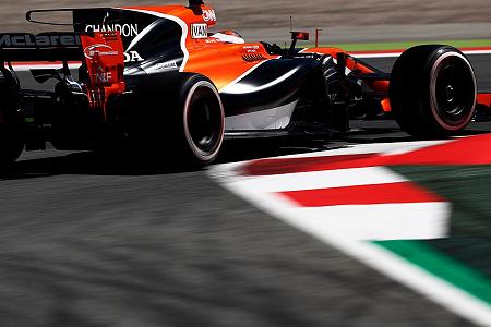 【P1レポート】メルセデスが1-2 マクラーレン・ホンダのアロンソは最悪のスタートに／F1スペインGP
