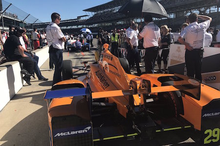 【動画：インディ500予選2】フェルナンド・アロンソ、暫定1位