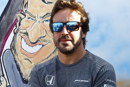 フェラーリは来季アロンソと契約すべきだとバーニー・エクレストン